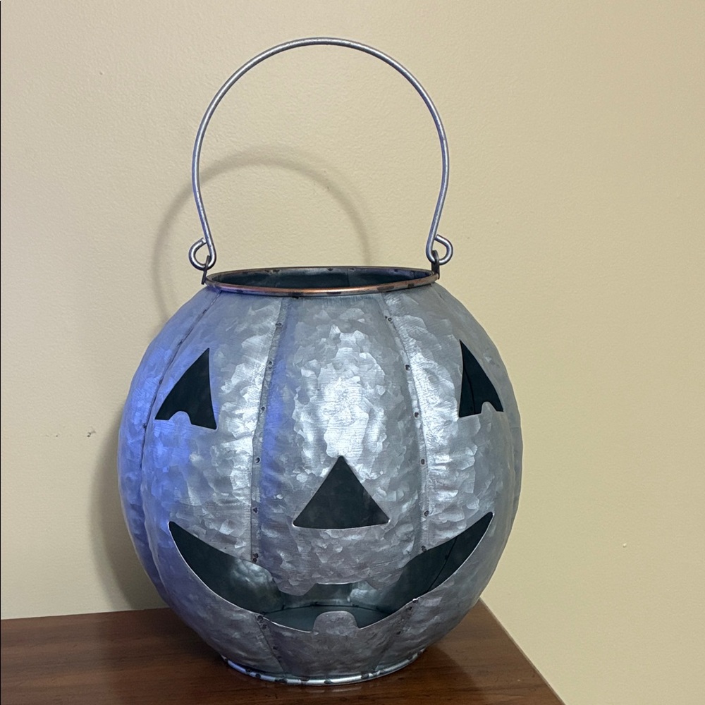 Ashland - Galvanize Jack-O-Lantern Luminaria - Picture 2 of 11